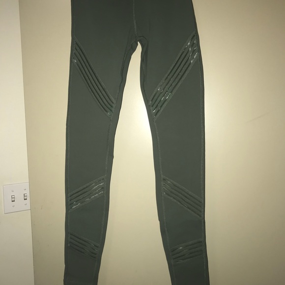 Alo Yoga Multi Leggings - Picture 2 of 4
